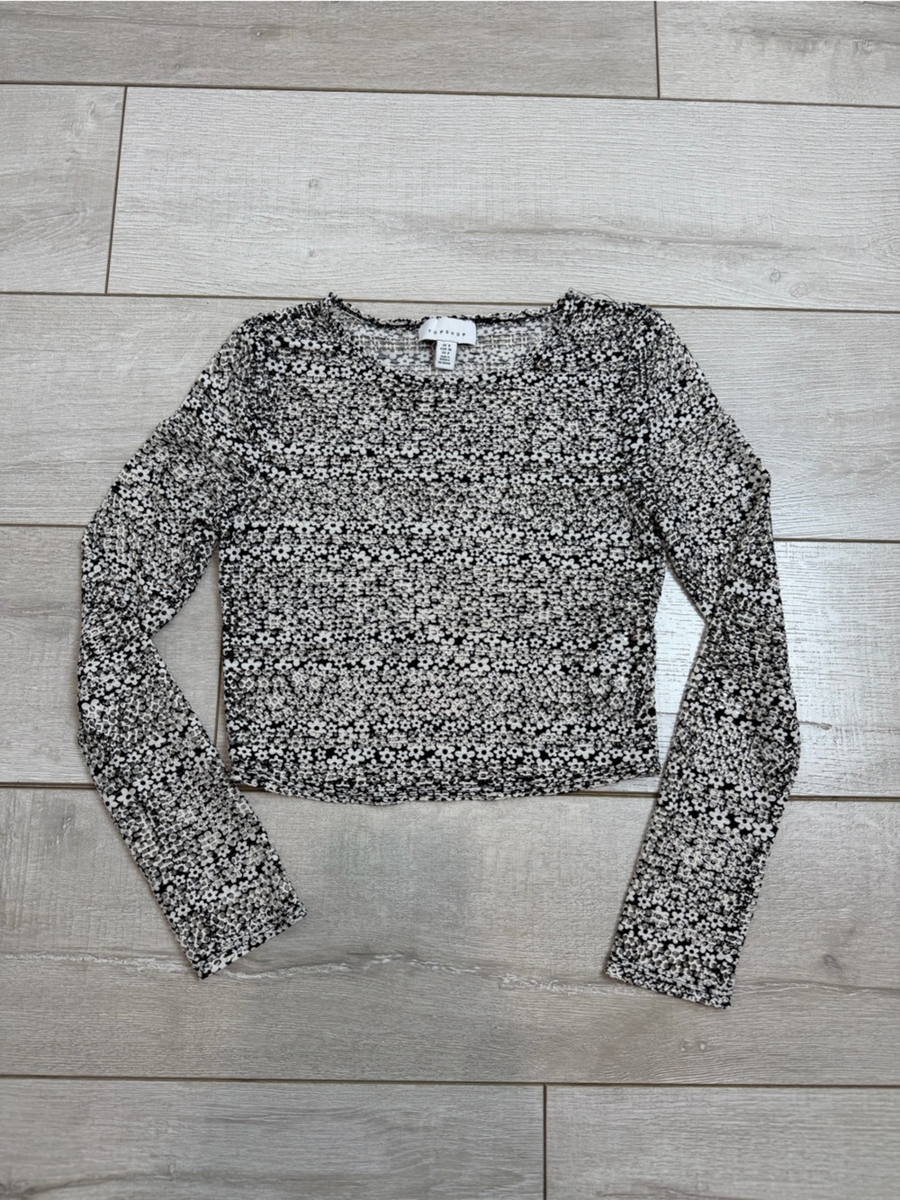 Topshop Black & White Textured Floral Off-The-Shoulder Crop Top Size US 4 UK 8